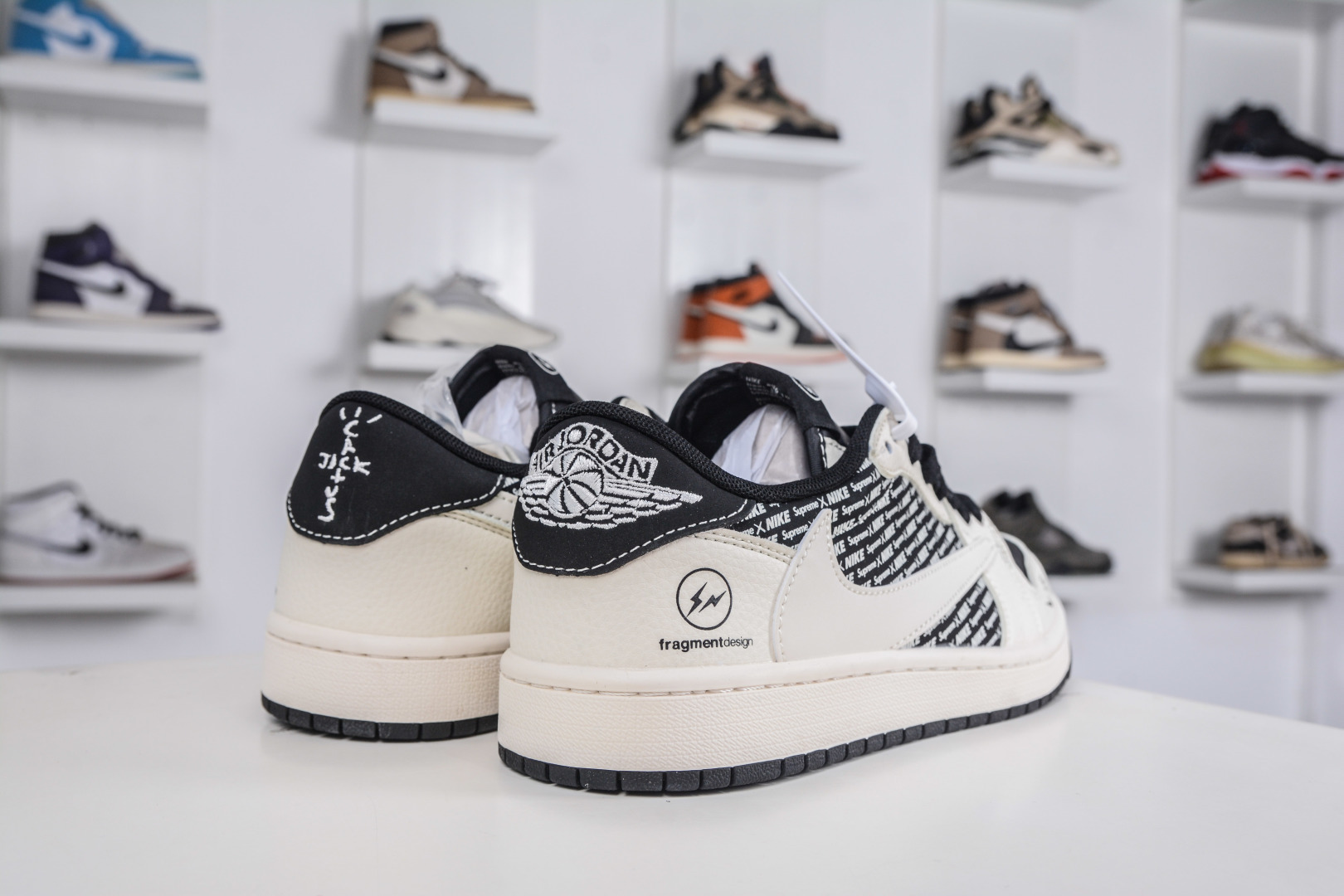 270 TS x Air Jordan x Fragment Design AJ1 Low 倒钩低帮联名藤原浩闪电-米白黑 XD0798-311