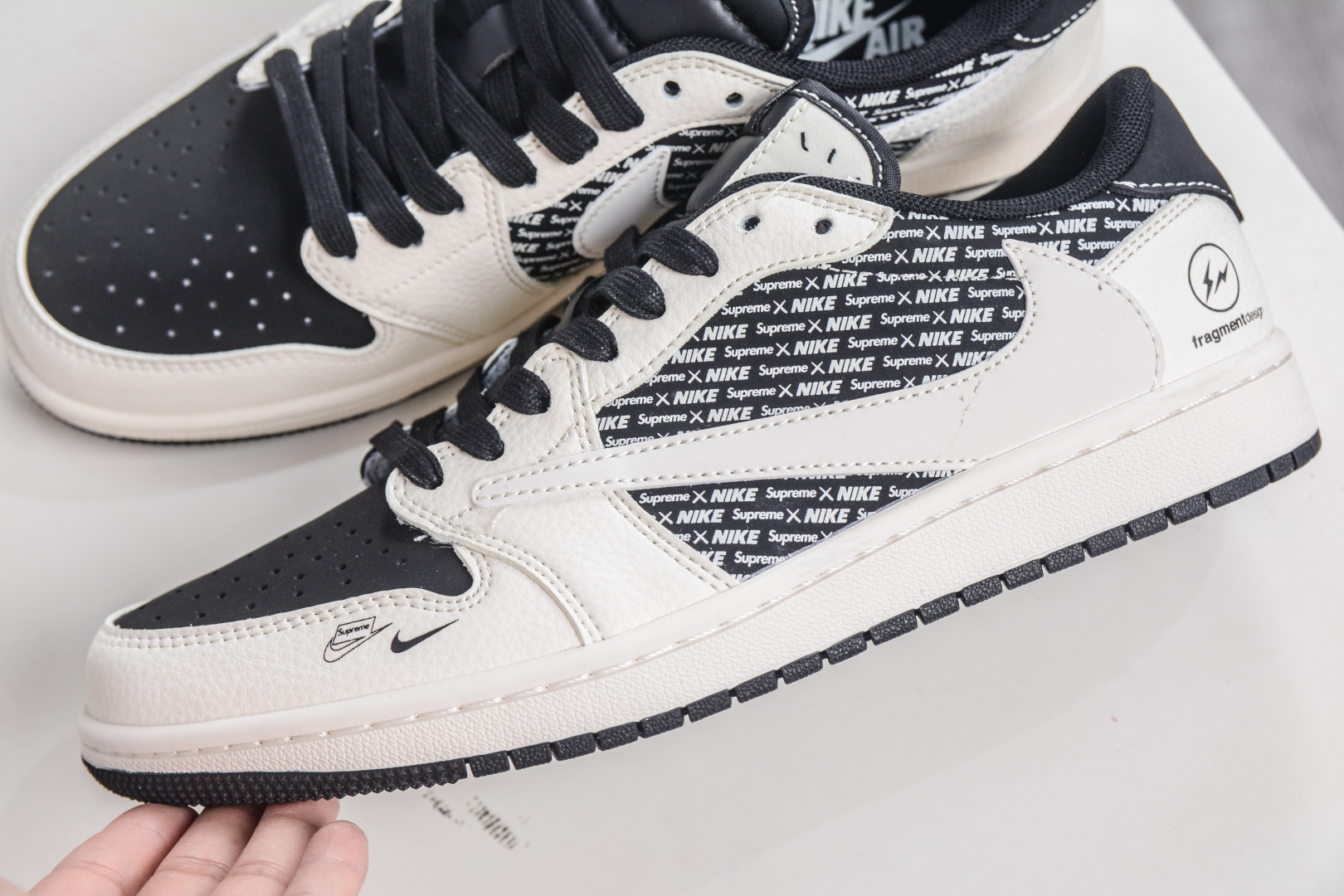270 TS x Air Jordan x Fragment Design AJ1 Low 倒钩低帮联名藤原浩闪电-米白黑 XD0798-311