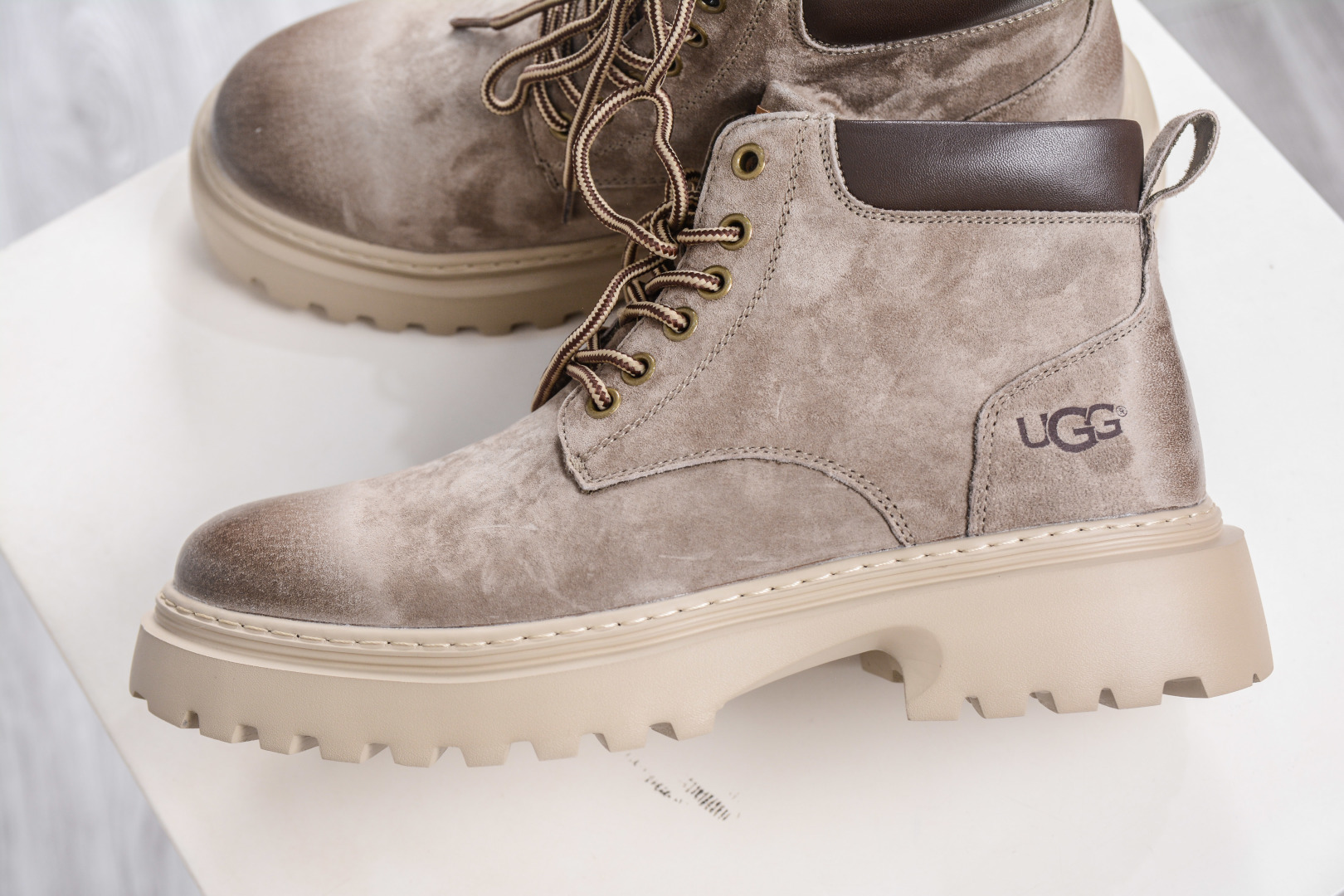 280 UGG Tasman Weather Hybrid 塔斯曼混合系列 秋冬新品 户外男士中帮休闲雪地靴