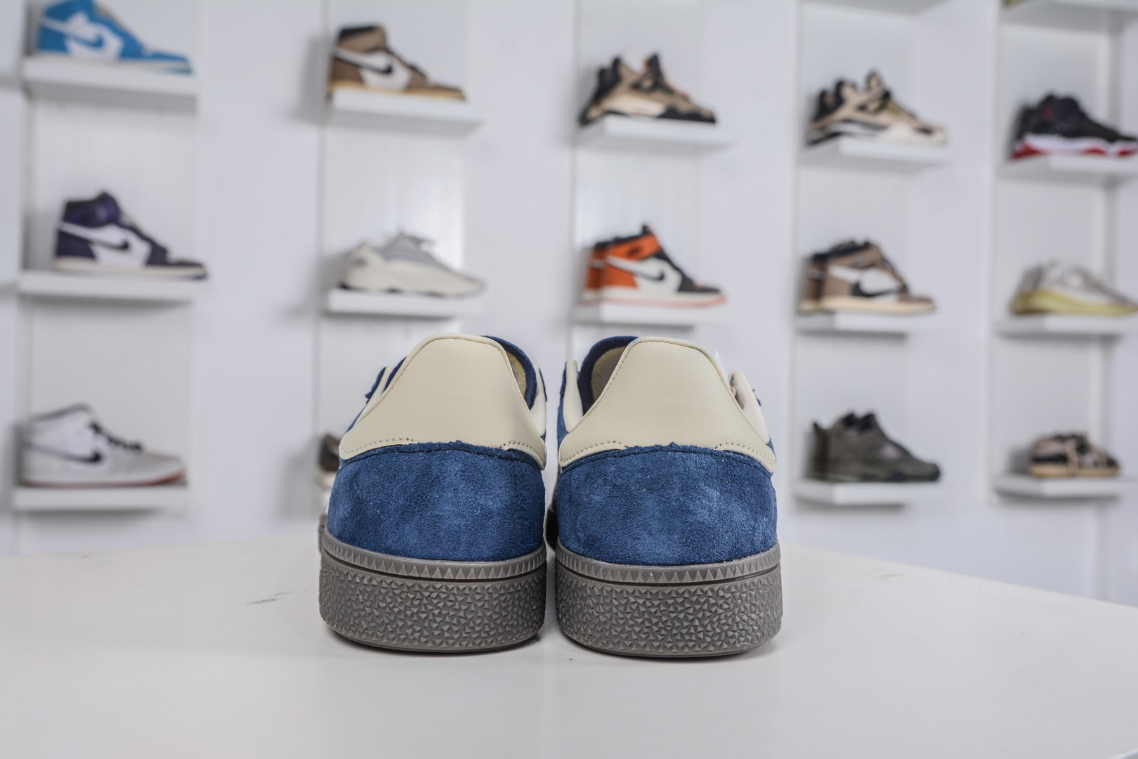 AD Originals Handball SPZL 手球运动员系列百搭休闲运动板鞋 IF7087