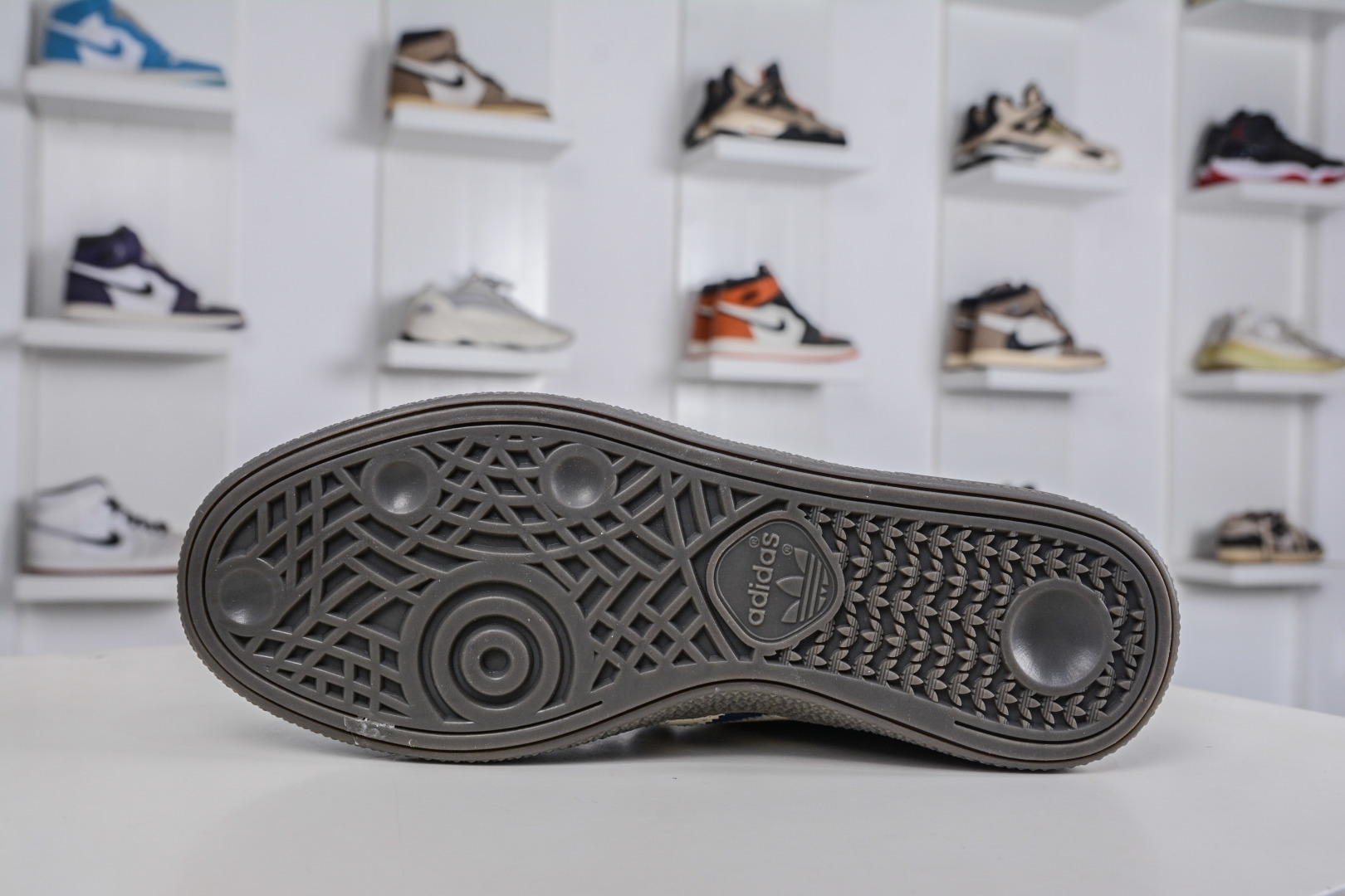 AD Originals Handball SPZL 手球运动员系列百搭休闲运动板鞋 IF7087