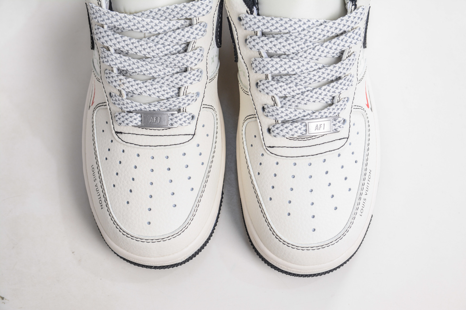 Nike Air Force 1 Low 07 x Supreme x Louis Vuitton LVSUP三方联名-印花米黑红 MZ9588-812