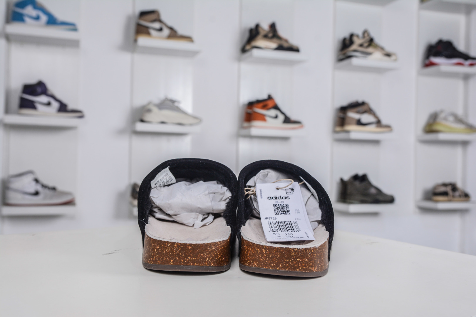 adidas originals Adimule 黑色 勃肯系 防磨防滑包头拖鞋 JP8729