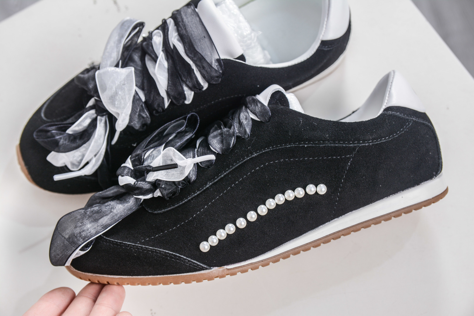 230 Alo yoga Sunset 舒适生活休闲鞋