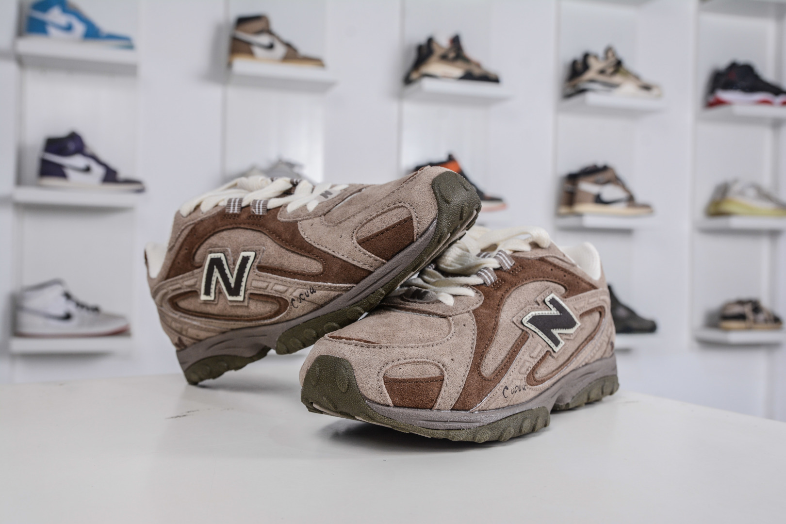 200 New Balance 新百伦204 系列 复古休闲运动百搭老爹跑步鞋 U204LMMA