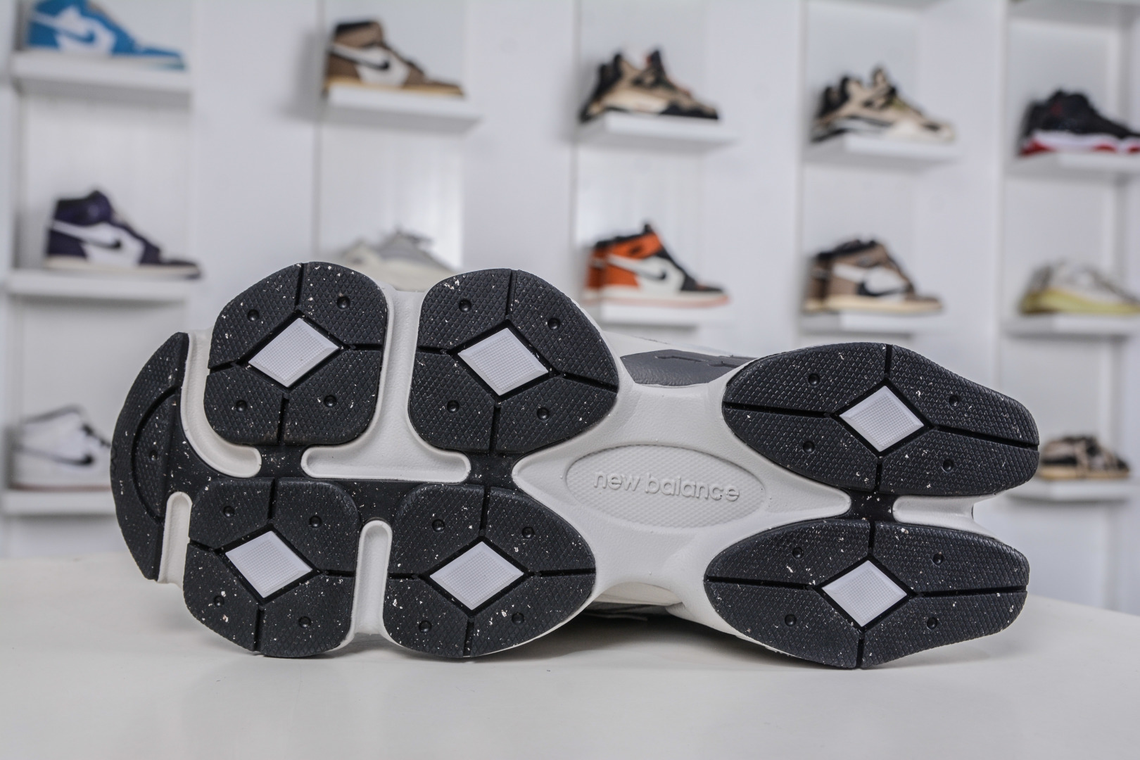 220 T版 新百伦New Balance NB9060 灰色 U9060ORB