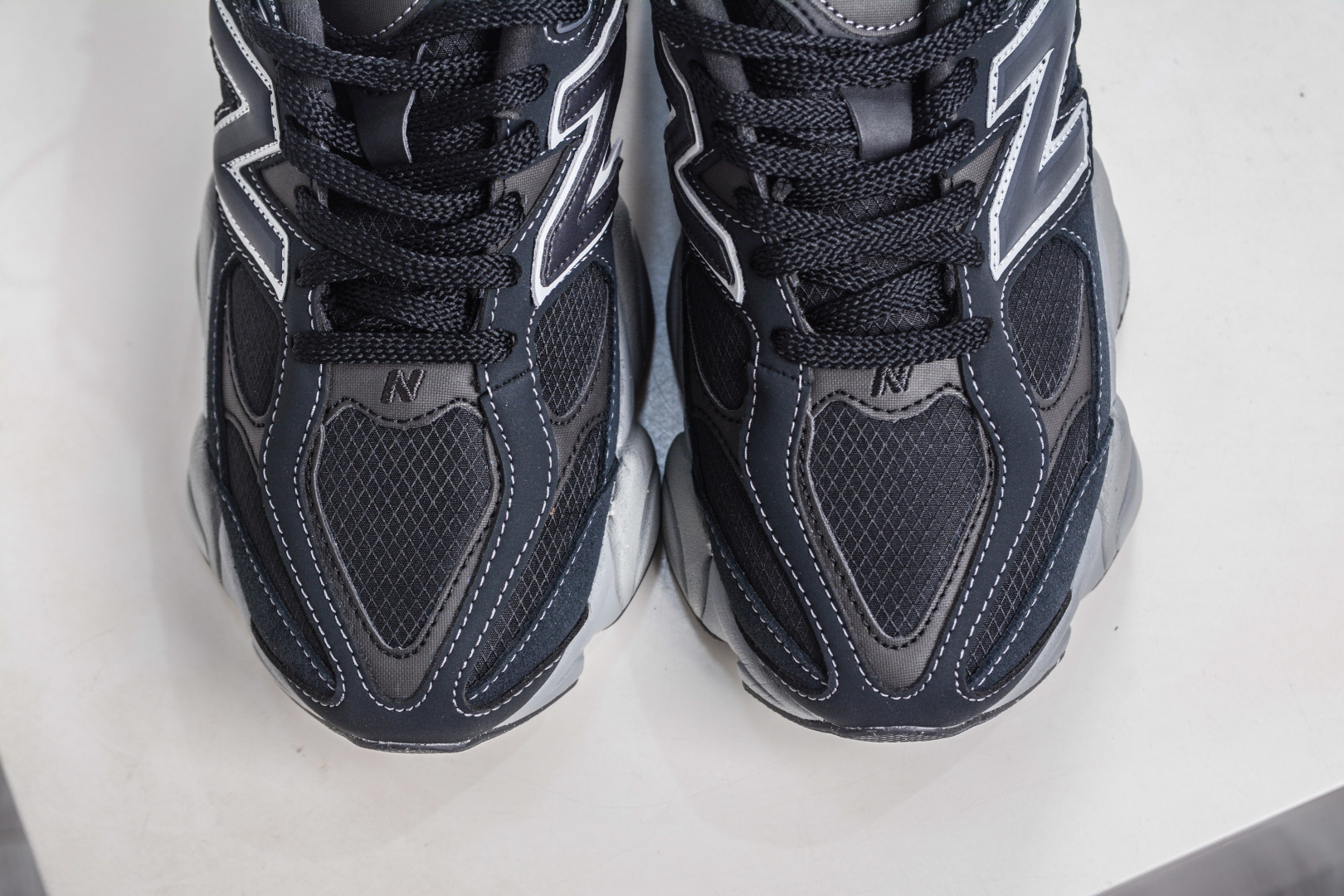 220 T版 新百伦New Balance NB9060 黑色 U9060ORA-Chinese UA Cheap High Quatity Brand Clothes Bags handbags Sneakers wholesale wholesaler seller from China Factory suppliers Fashion Clothing Shoes best Quality Beautiful Price 220 T版 新百伦New Balance NB9060 黑色 U9060ORA