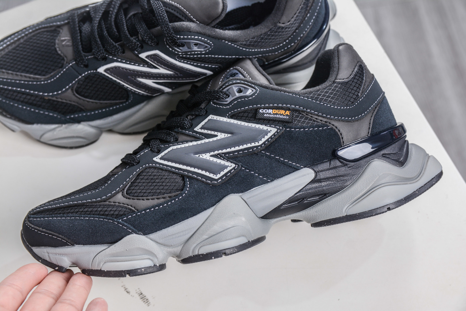 220 T版 新百伦New Balance NB9060 黑色 U9060ORA-Chinese UA Cheap High Quatity Brand Clothes Bags handbags Sneakers wholesale wholesaler seller from China Factory suppliers Fashion Clothing Shoes best Quality Beautiful Price 220 T版 新百伦New Balance NB9060 黑色 U9060ORA