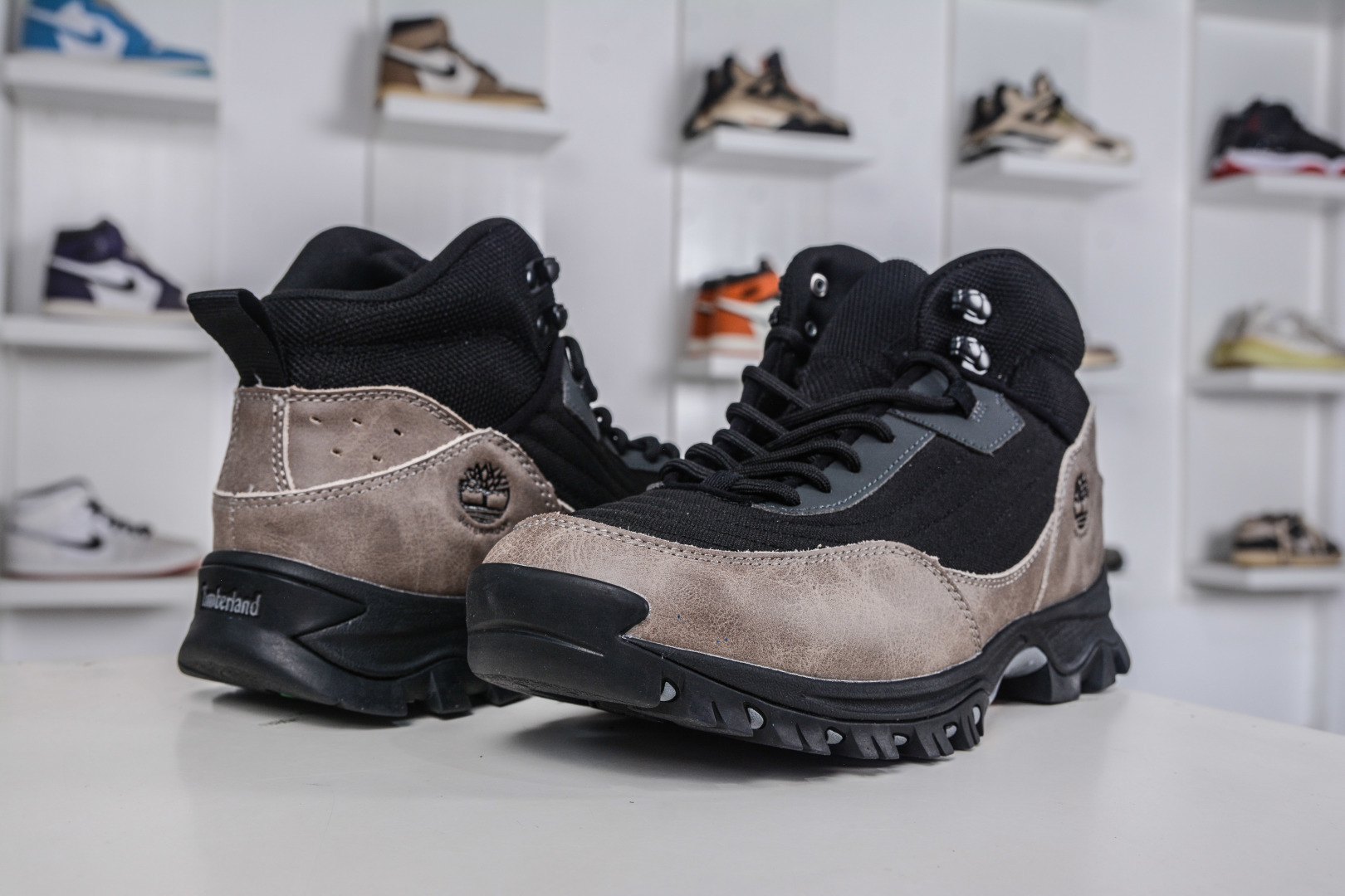 240 Timberland添柏岚/天伯伦 经典款 25ss新款中帮 TB 0A6CH5 EJT-Chinese UA Cheap High Quatity Brand Clothes Bags handbags Sneakers wholesale wholesaler seller from China Factory suppliers Fashion Clothing Shoes best Quality Beautiful Price 240 Timberland添柏岚/天伯伦 经典款 25ss新款中帮 TB 0A6CH5 EJT