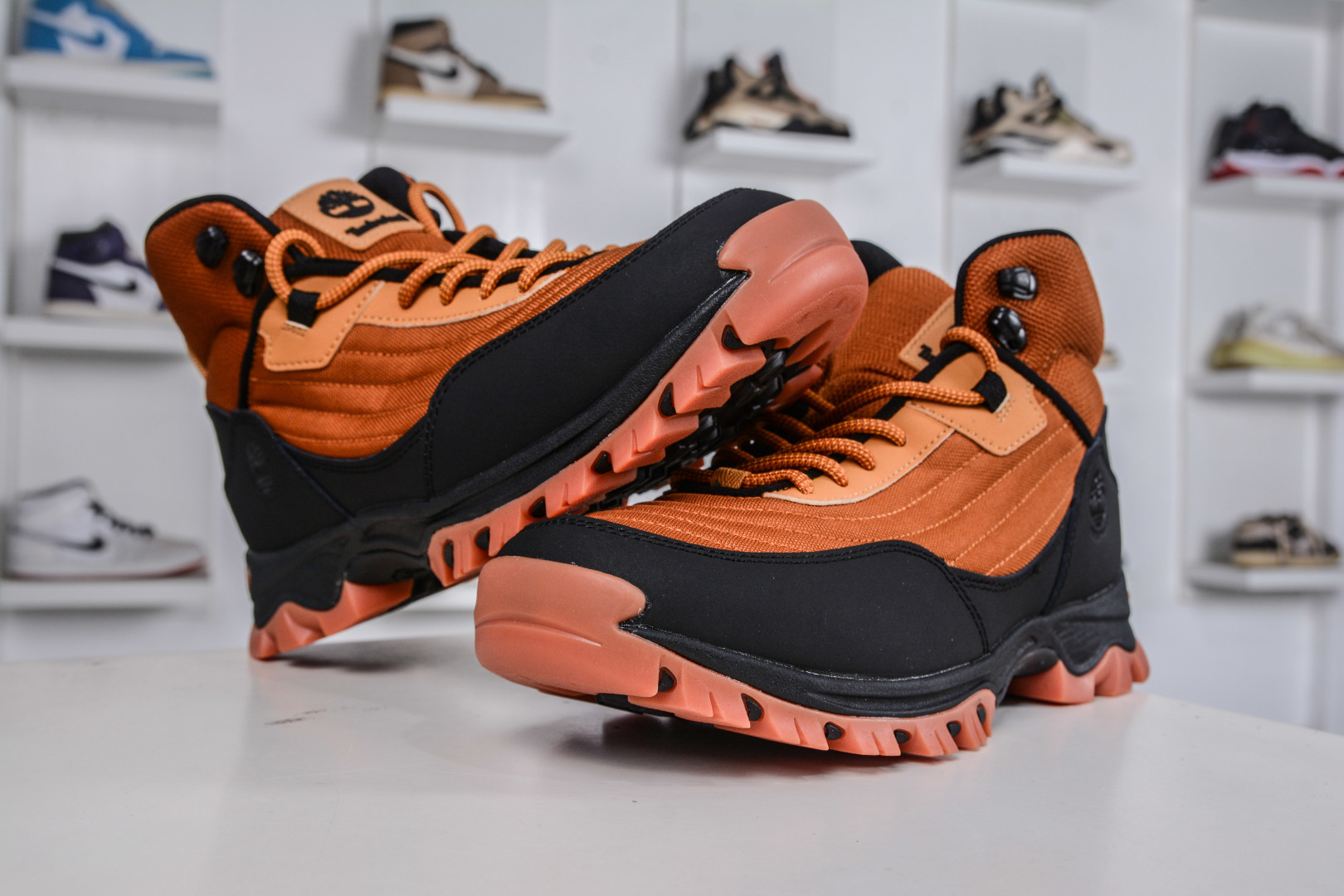 Timberland添柏岚/天伯伦 经典款 25ss新款中帮 TB 0A6CH5 EDM