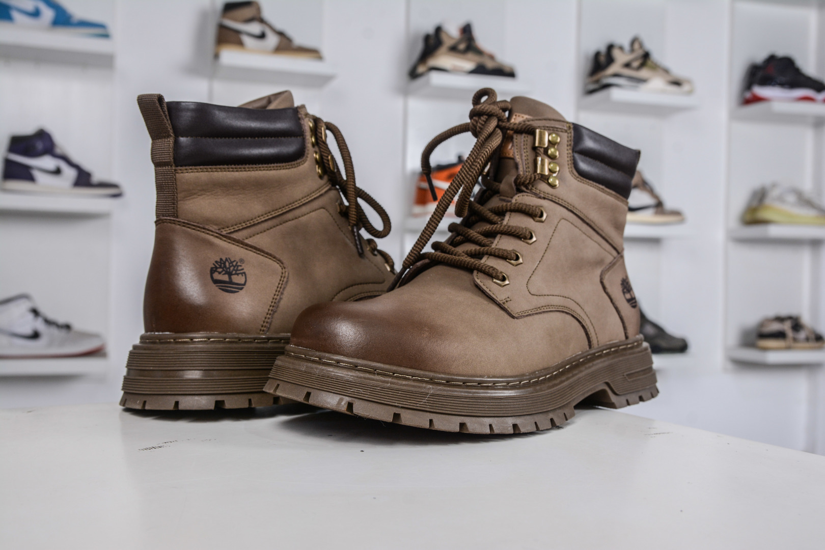 280 Timberland添柏岚/天伯伦 秋冬新款 户外工装休闲大黄靴 TB10056 KHAKI