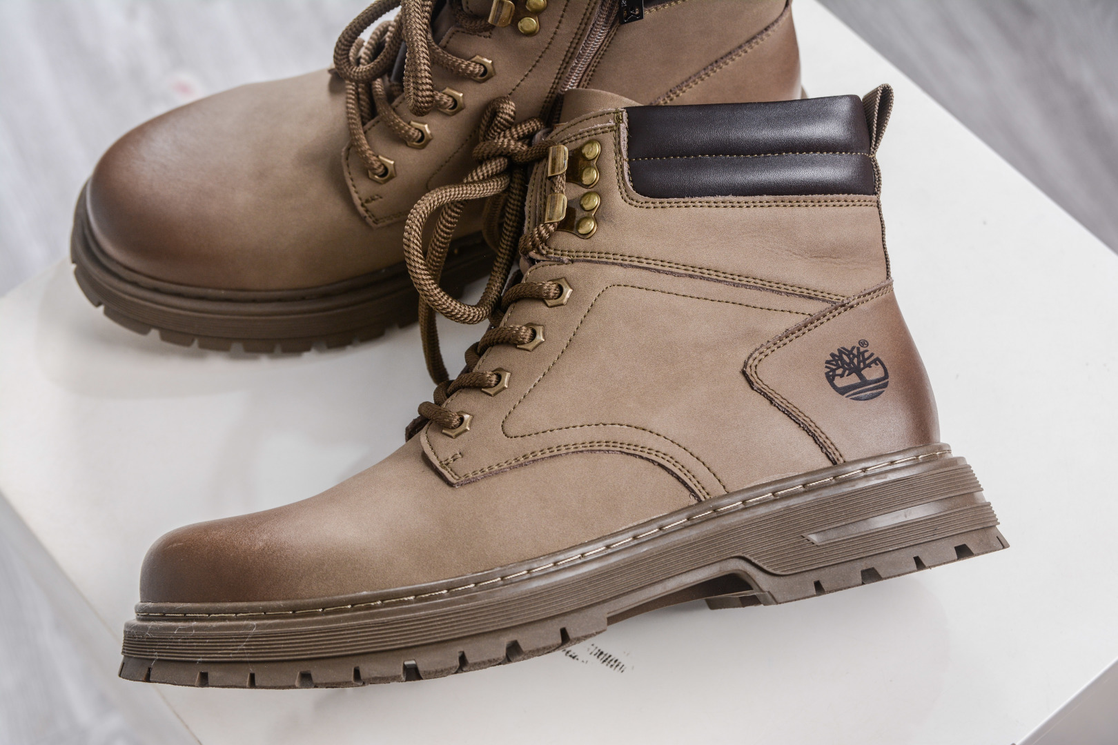 280 Timberland添柏岚/天伯伦 秋冬新款 户外工装休闲大黄靴 TB10056 KHAKI
