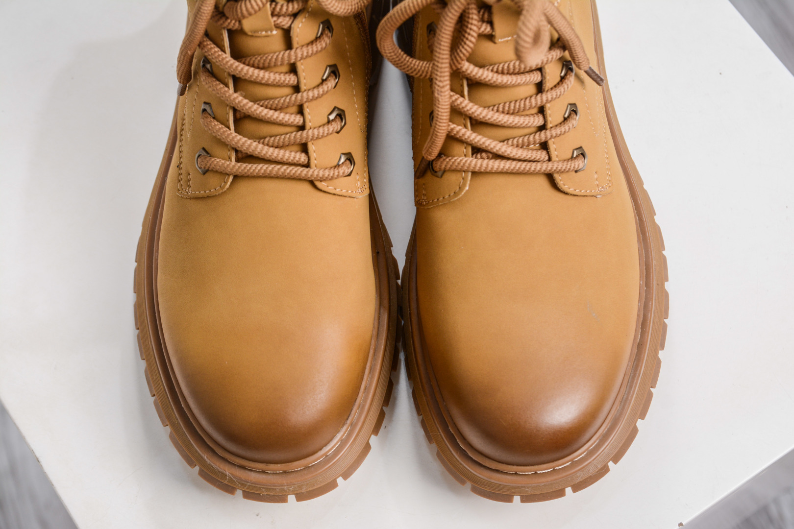 280 Timberland添柏岚/天伯伦 秋冬新款 户外工装休闲大黄靴 TB10056 YELLOW