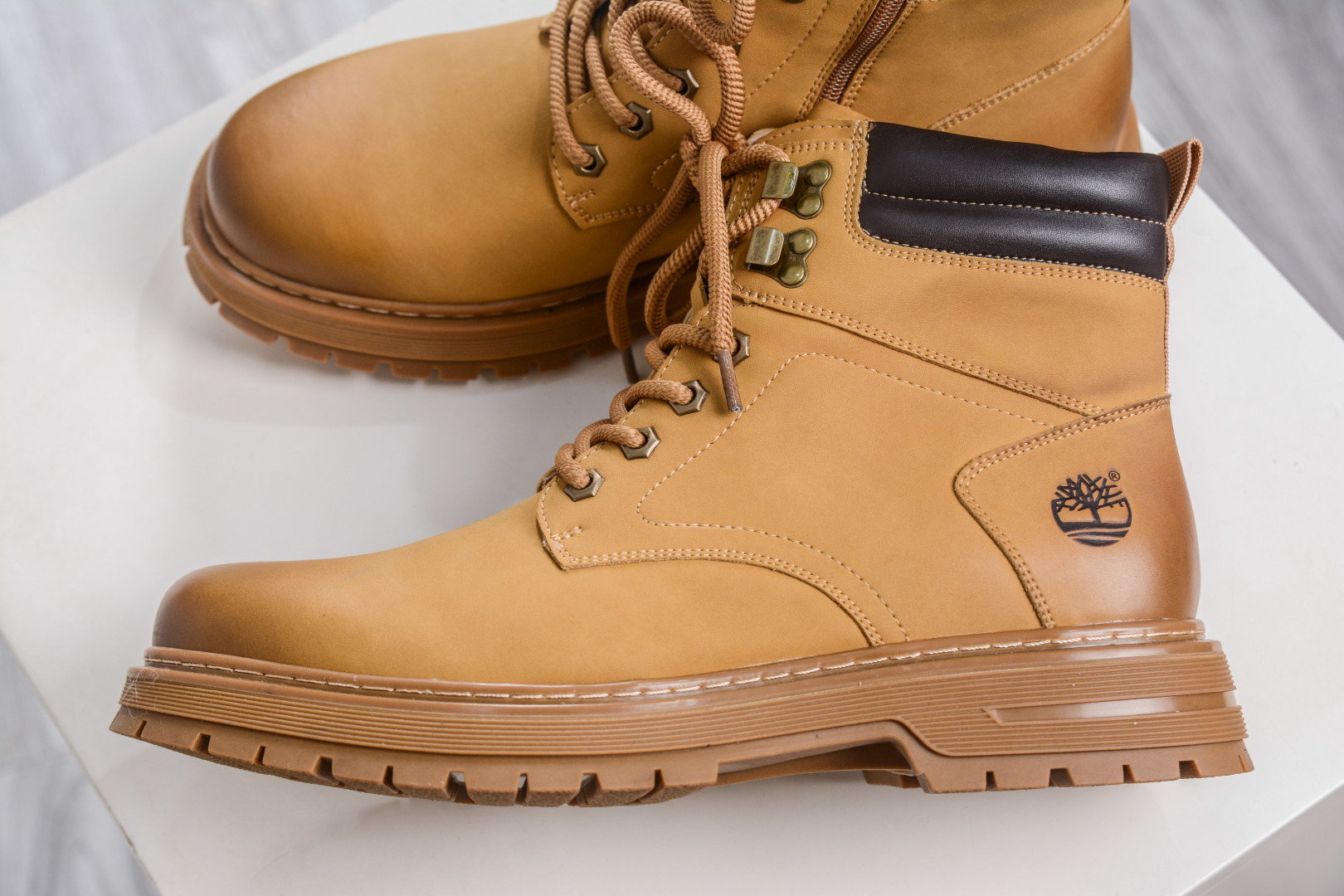 280 Timberland添柏岚/天伯伦 秋冬新款 户外工装休闲大黄靴 TB10056 YELLOW
