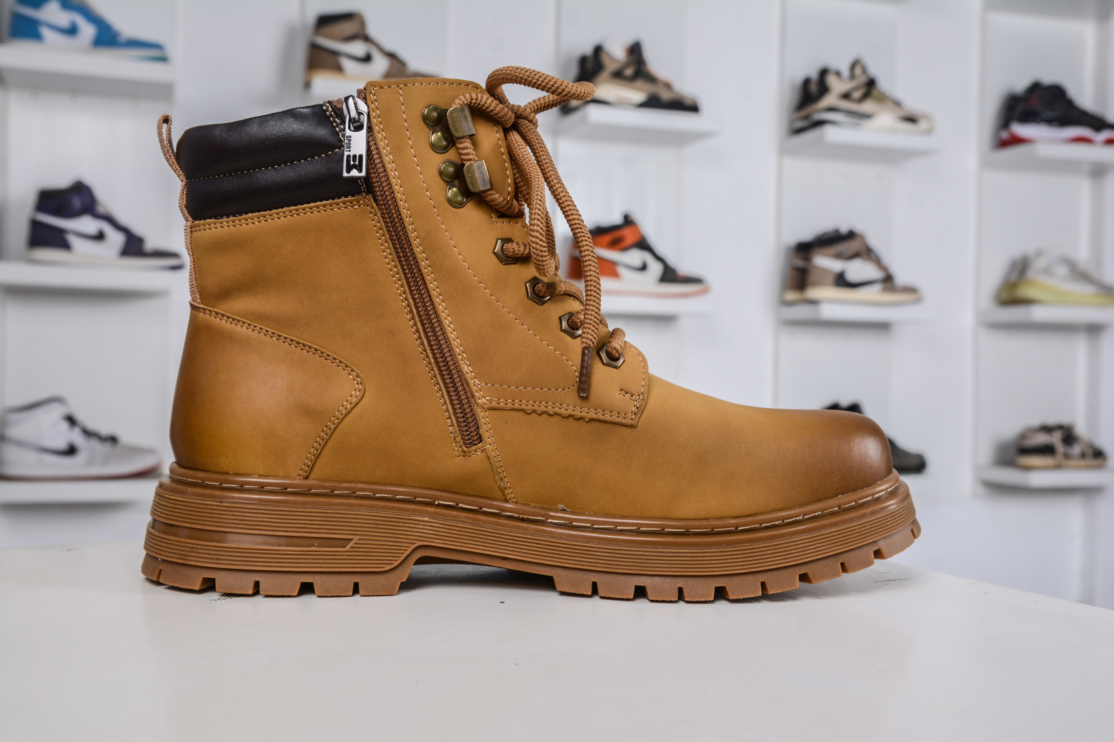 280 Timberland添柏岚/天伯伦 秋冬新款 户外工装休闲大黄靴 TB10056 YELLOW