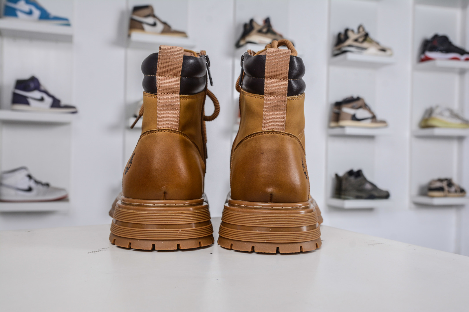 280 Timberland添柏岚/天伯伦 秋冬新款 户外工装休闲大黄靴 TB10056 YELLOW