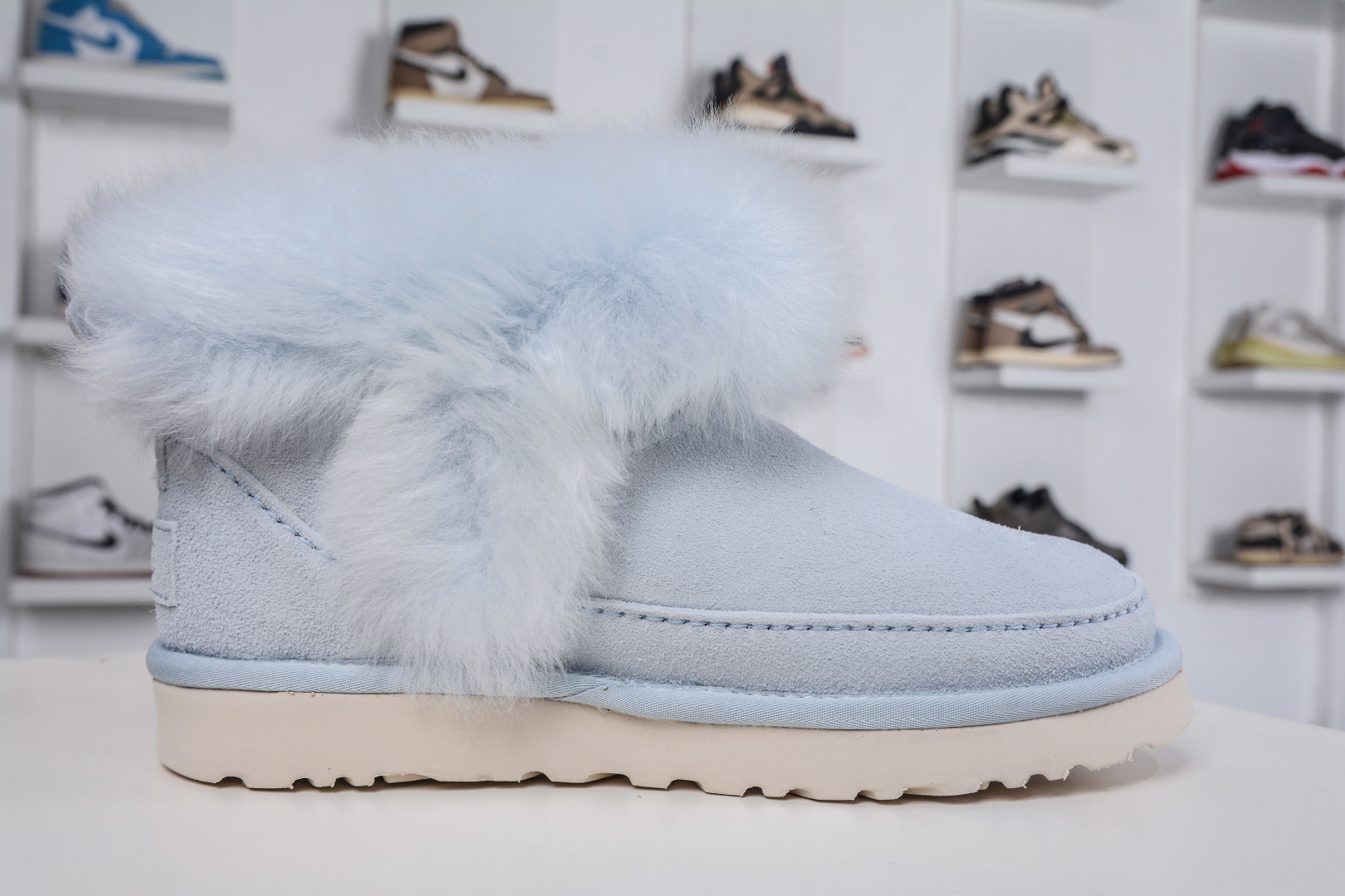 300 UGG 新款雪地靴 W CLASSIC ULTRA MINI CHALET 十年品牌制鞋 1173832