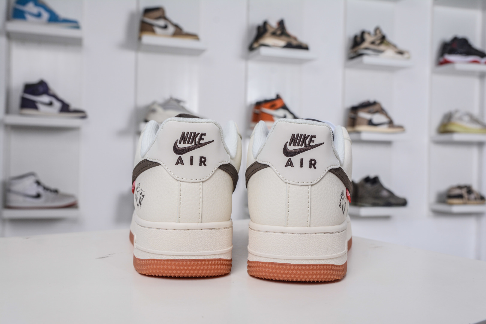 260 OFF-WHITE x NIke Air Force 1 OW联名-米白黑生胶底 QW5836-027