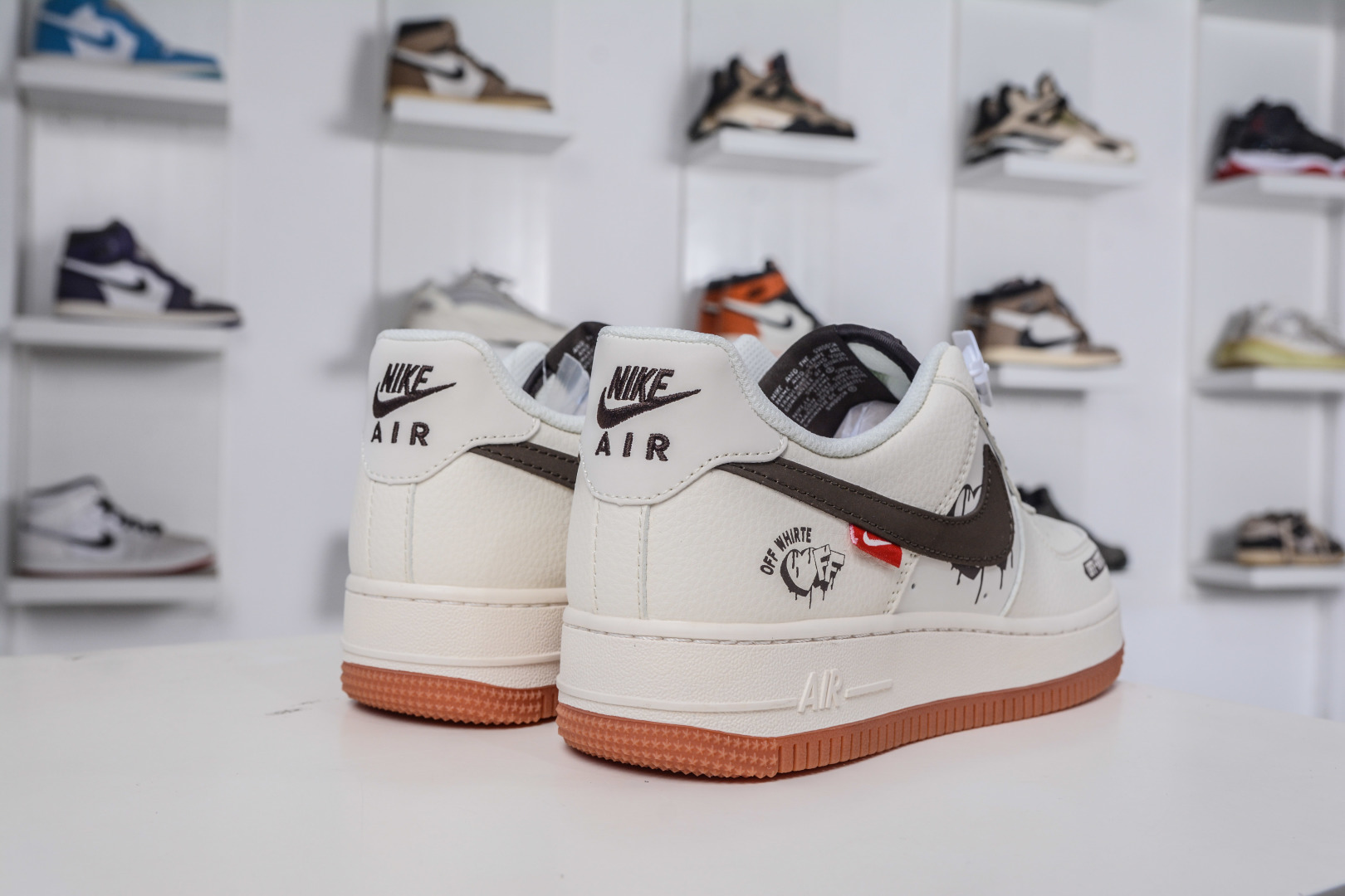 260 OFF-WHITE x NIke Air Force 1 OW联名-米白黑生胶底 QW5836-027