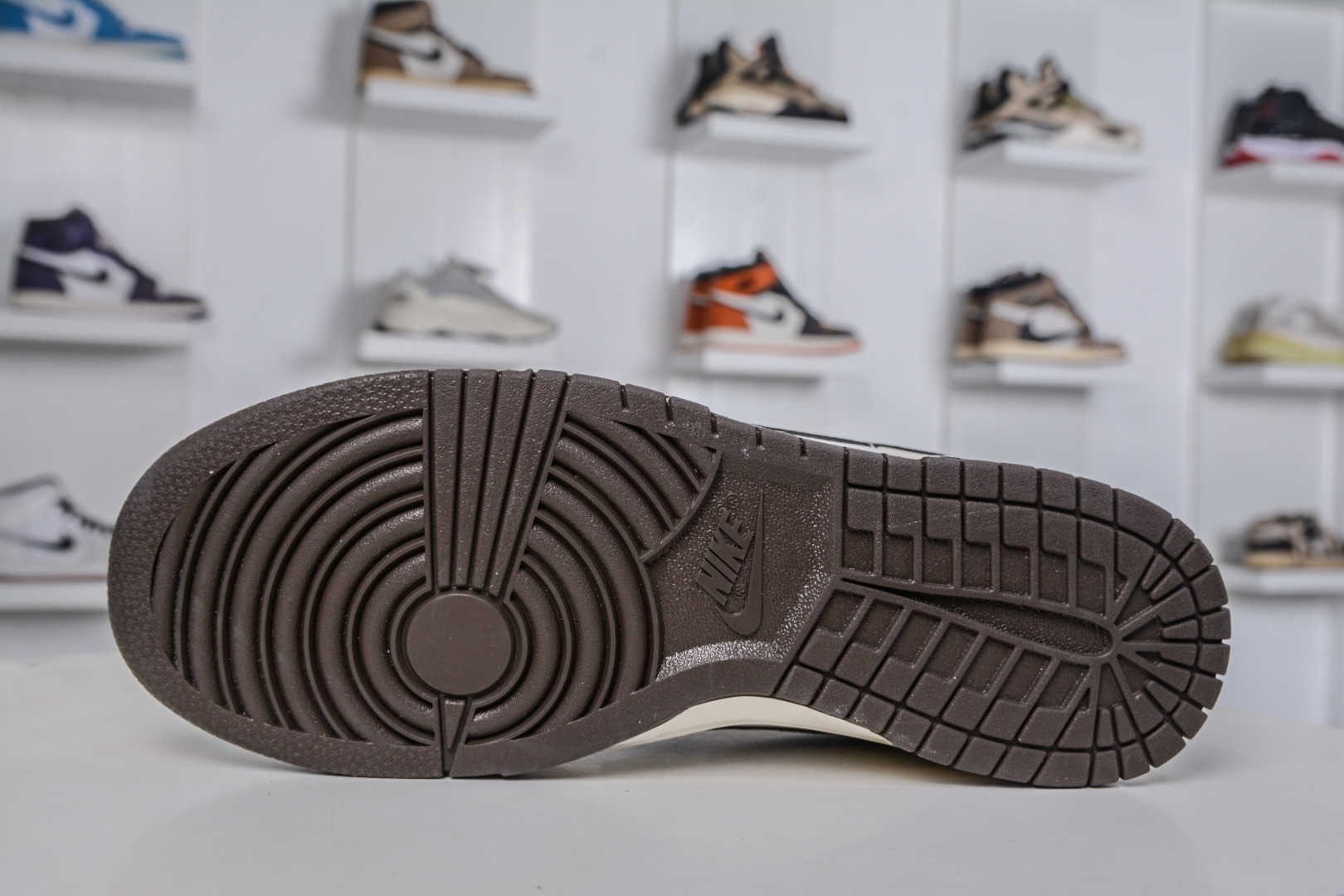 270 Nike SB Dunk Low x Louis VuittX Stussy 斯图西LV三方联名-奶白灰 SG6688-003