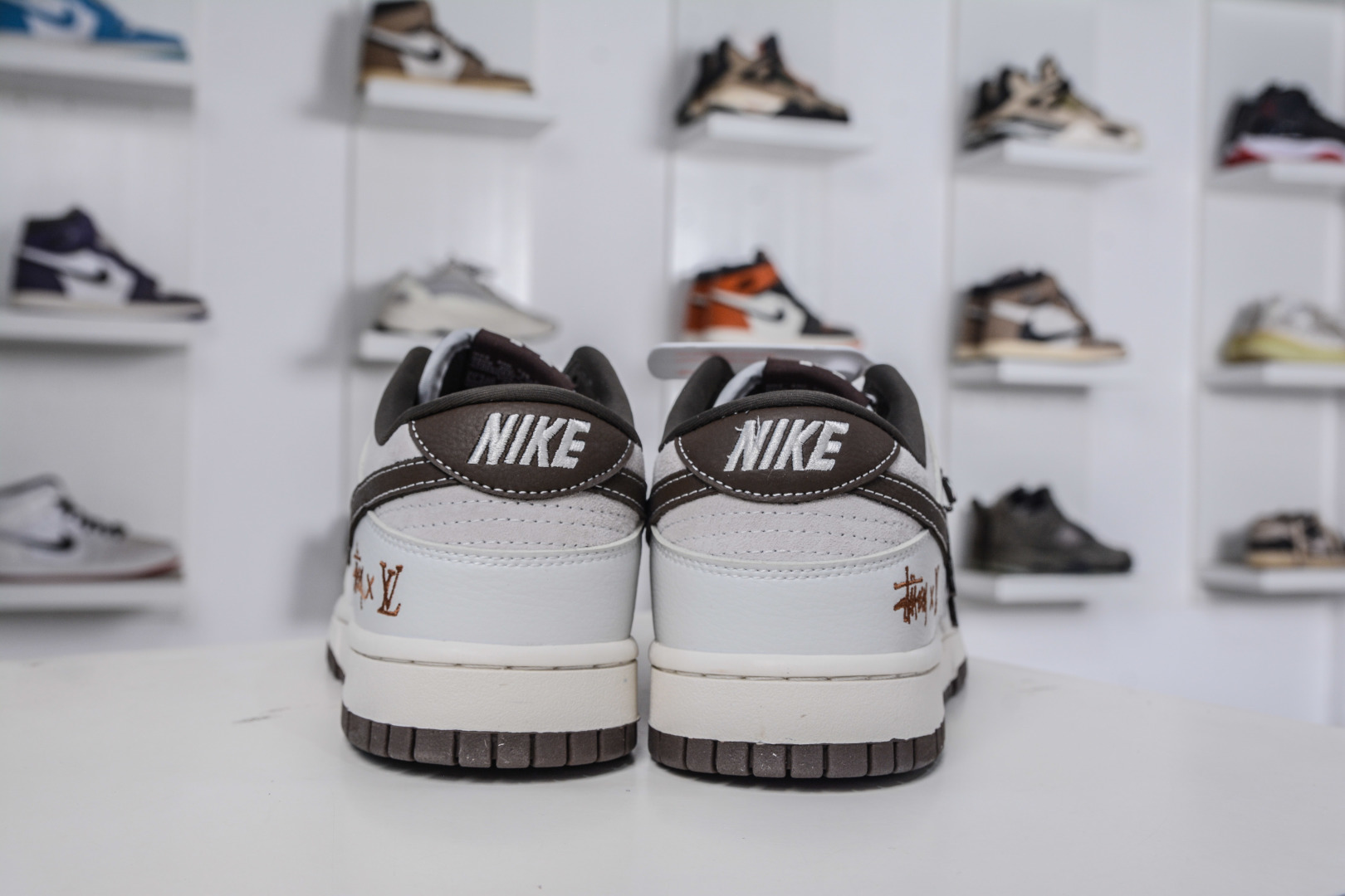 270 Nike SB Dunk Low x Louis VuittX Stussy 斯图西LV三方联名-奶白灰 SG6688-003