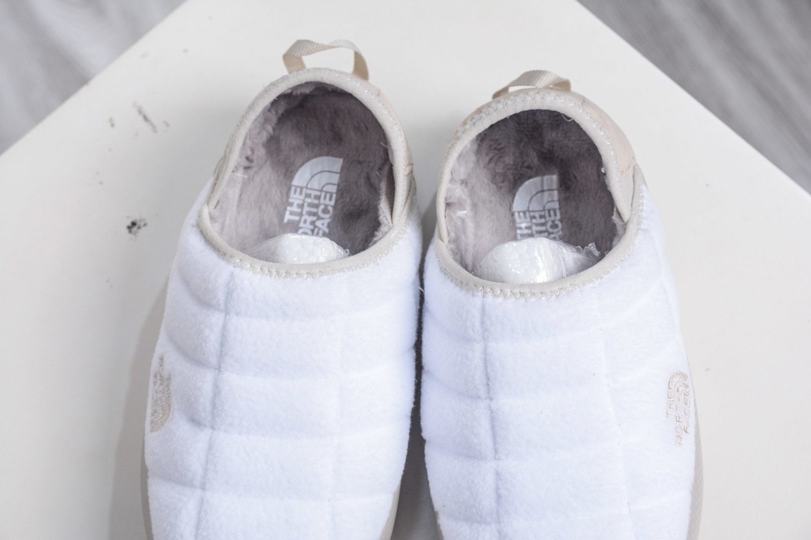 140 W TheRMobaLL 北面 休闲秋冬保暖绒毛 户外保暖棉鞋一脚穿懒人鞋 NFOA7W4L-32F