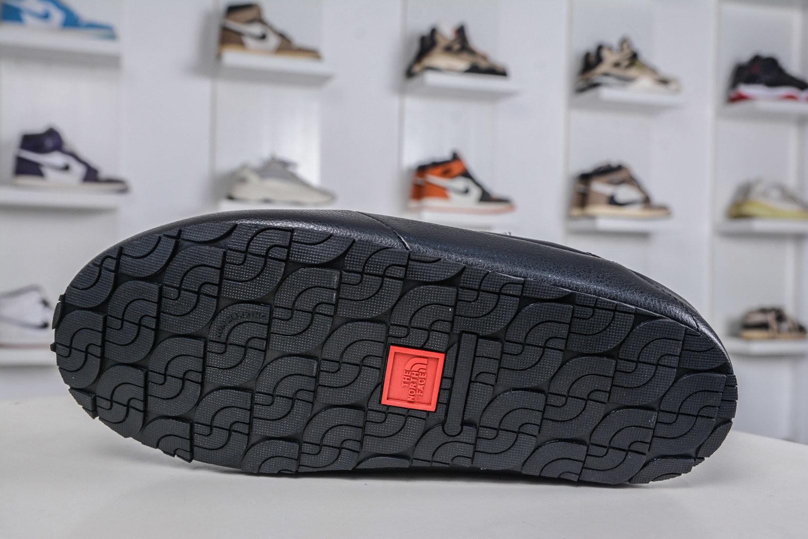 140 W TheRMobaLL 北面 休闲秋冬保暖绒毛 户外保暖棉鞋一脚穿懒人鞋 NS85R704A