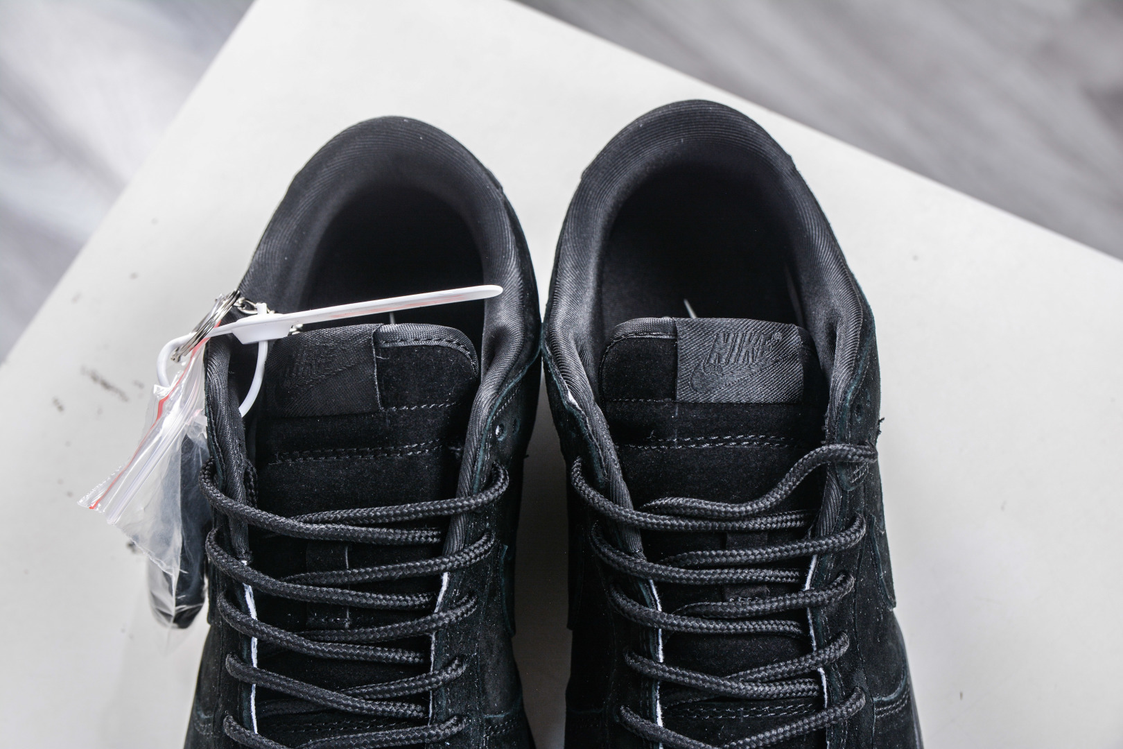 270 Nike SB Dunk Low x Superme SUP联名-猪八黑色 SD8888-004