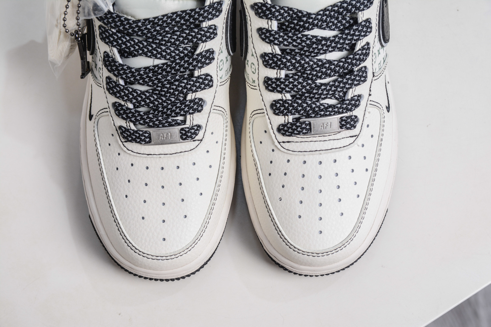 260 Nike Air Force 1 Low 07 x Louis VuittLV联名-印花米黑勾 H7518-080