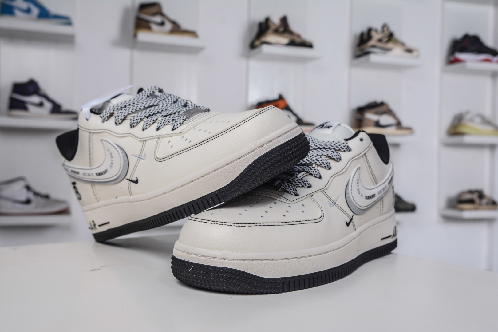 260 Nike Air Force 1 Low 07 x Burberry 巴宝莉联名-米黑灰 JP8028-062