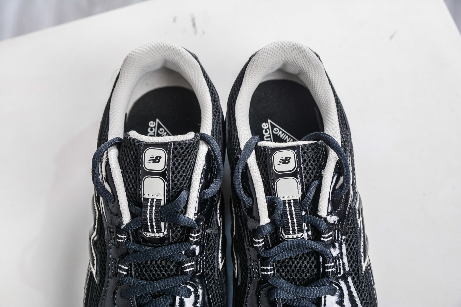 240 M版纯原 New Balance 204L 黑色 U204LMRA