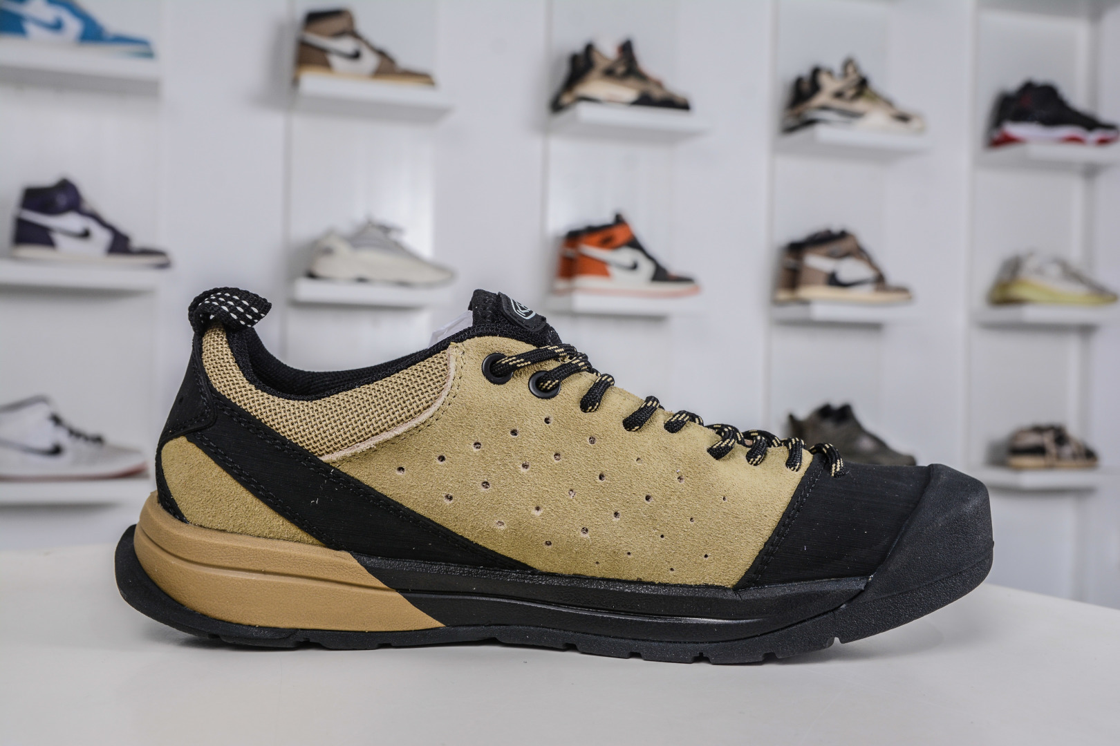 210 美国人气户外品牌-科恩Keen JASPER III贾斯珀都市系列复古低帮系带户外风露营徒步登山运动训练鞋 卡其色 1022268