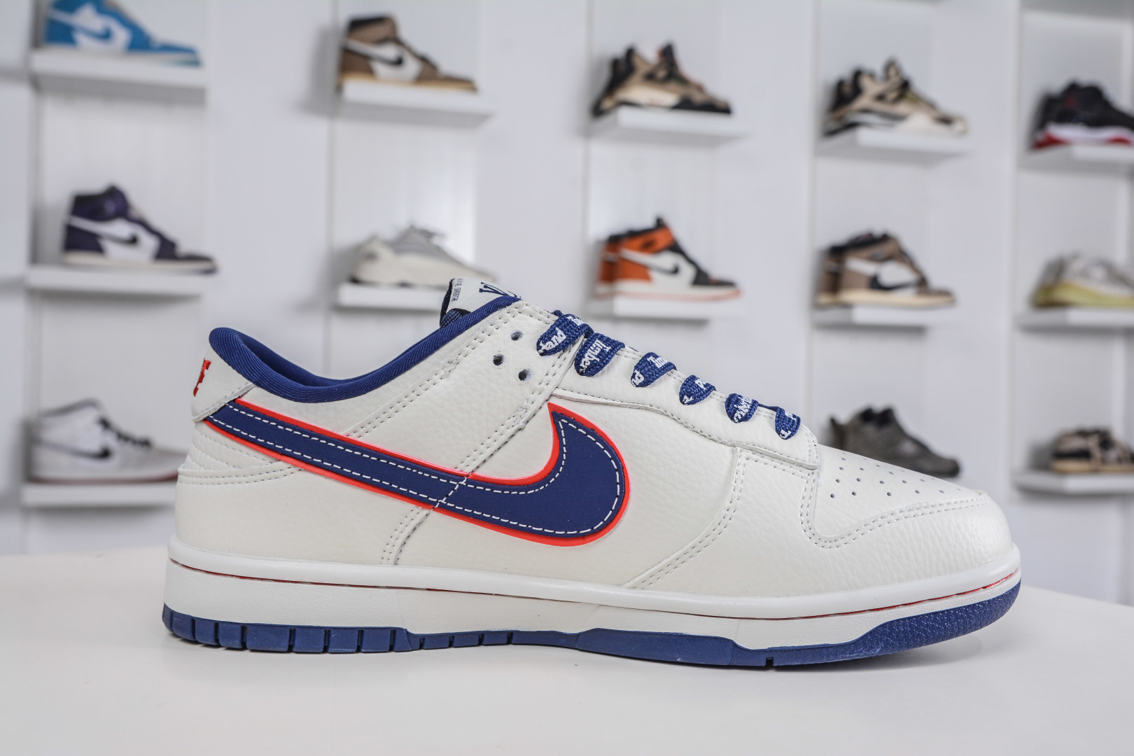 270 Nike SB Dunk Low x Louis VuittAJ1 Low LV联名-奶白绛蓝 NH0601-479