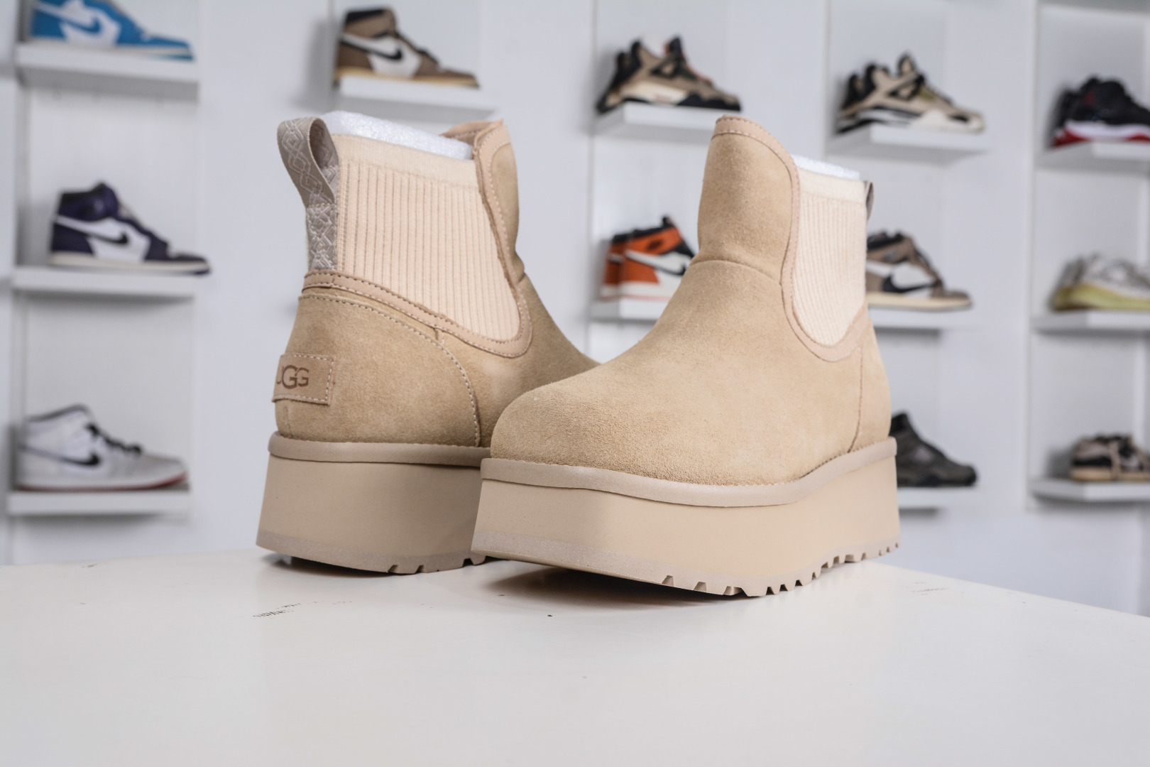 330 UGG Cityfunc 牛剖层革 百搭舒适 切尔西靴 5.1cm 羊绒鞋垫 1173258