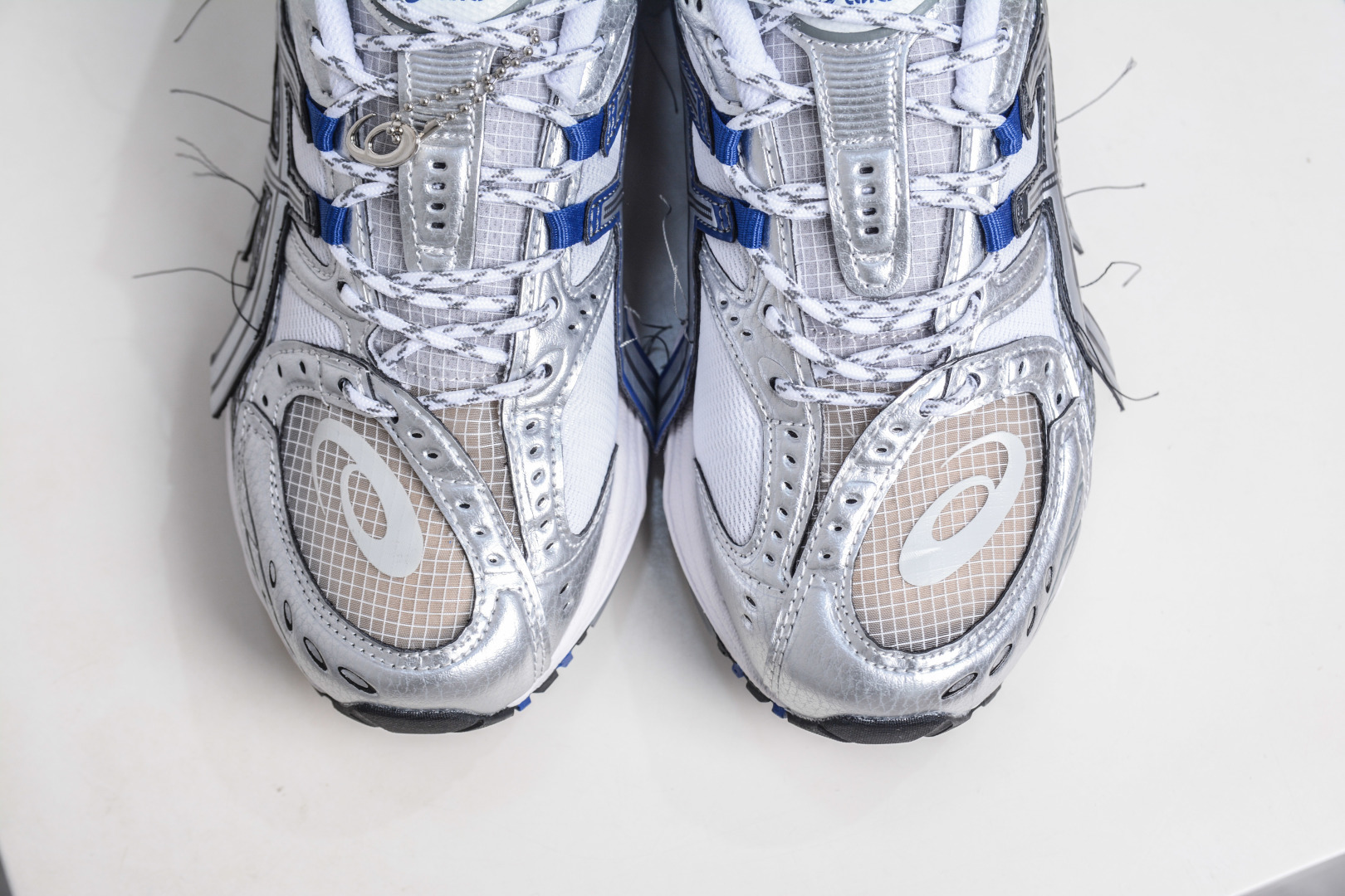 210 ASICS Gel-Nimbus 10.1 亚瑟士雨云10.1代系列轻量缓震休闲运动跑步鞋 1203A814-021