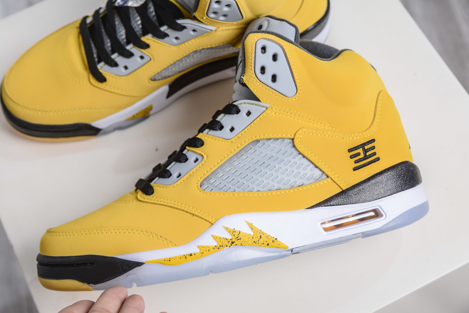 280 Nike Air Jordan 5 Retro SP”Tokyo 23”乔丹 AJ5代中帮复古休闲文化篮球鞋 103372-700