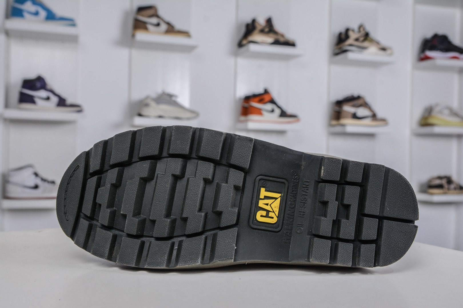 220 CAT卡特 硬汉推土机品牌经典百搭户外休闲马丁靴系列广东大厂品质