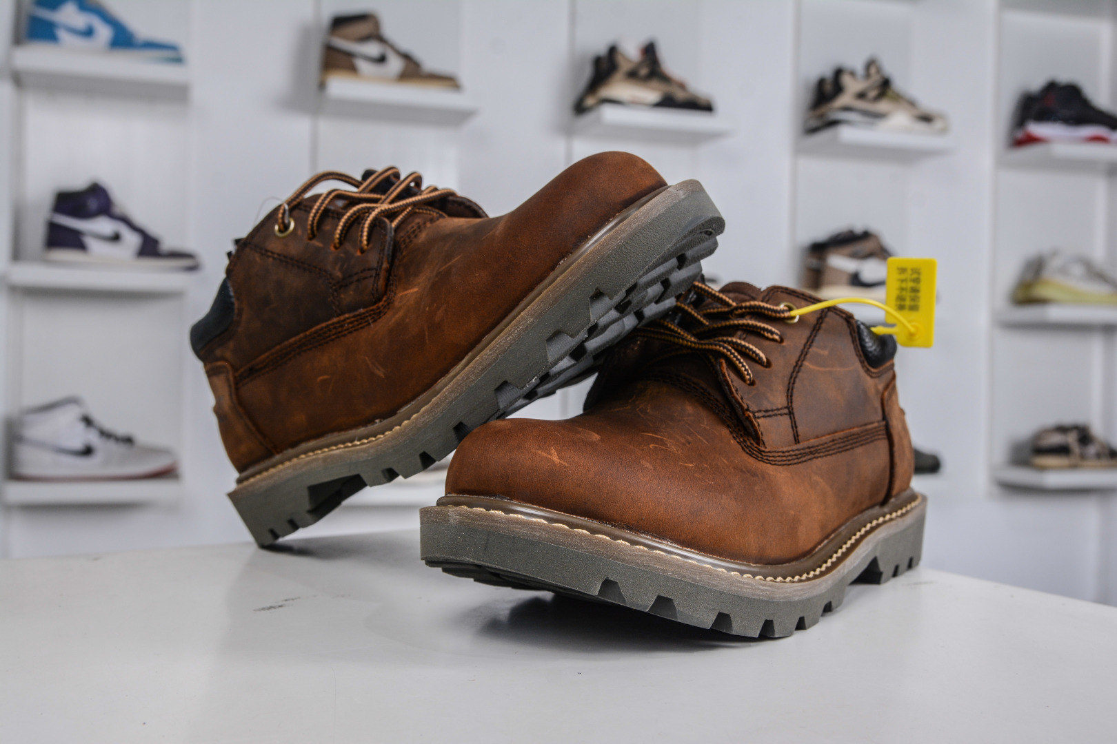 220 CAT卡特 硬汉推土机品牌经典百搭户外休闲马丁靴系列广东大厂品质