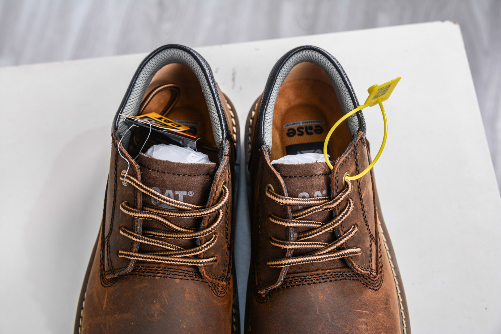 220 CAT卡特 硬汉推土机品牌经典百搭户外休闲马丁靴系列广东大厂品质