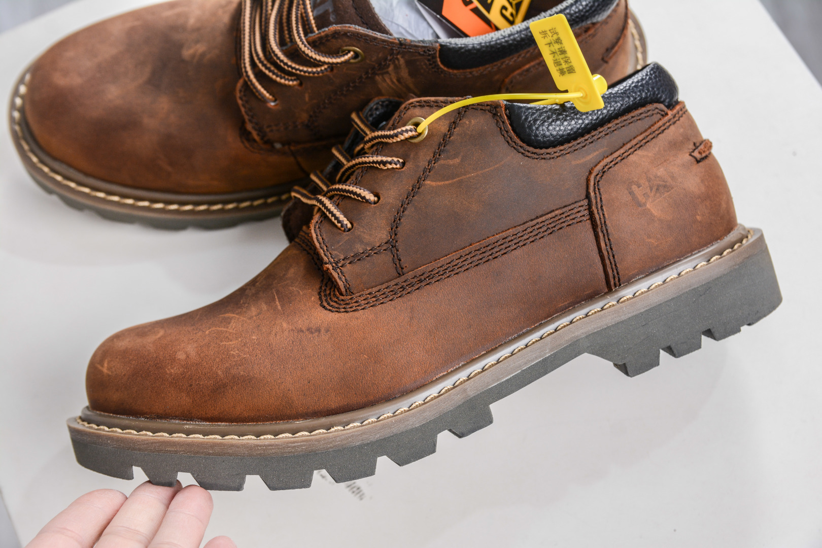 220 CAT卡特 硬汉推土机品牌经典百搭户外休闲马丁靴系列广东大厂品质