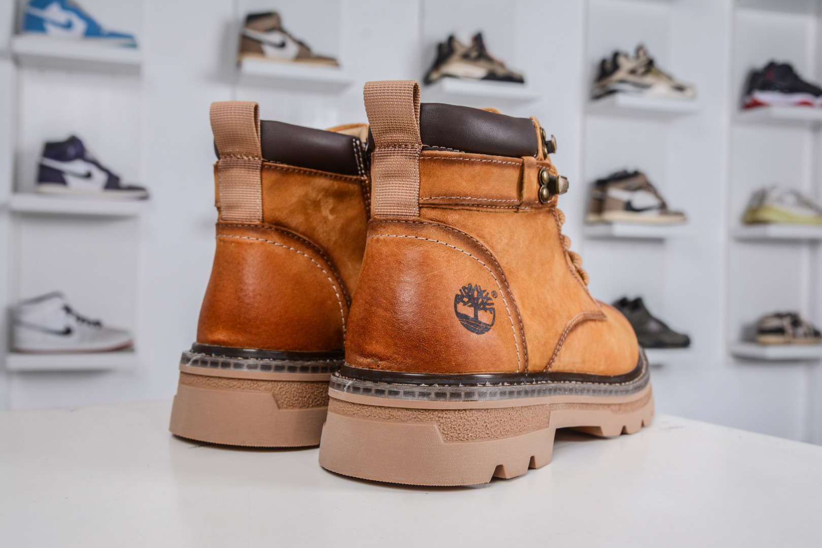 320 Timberland 添柏岚/天伯伦 秋冬必备户外加绒休闲大黄靴 TB10032