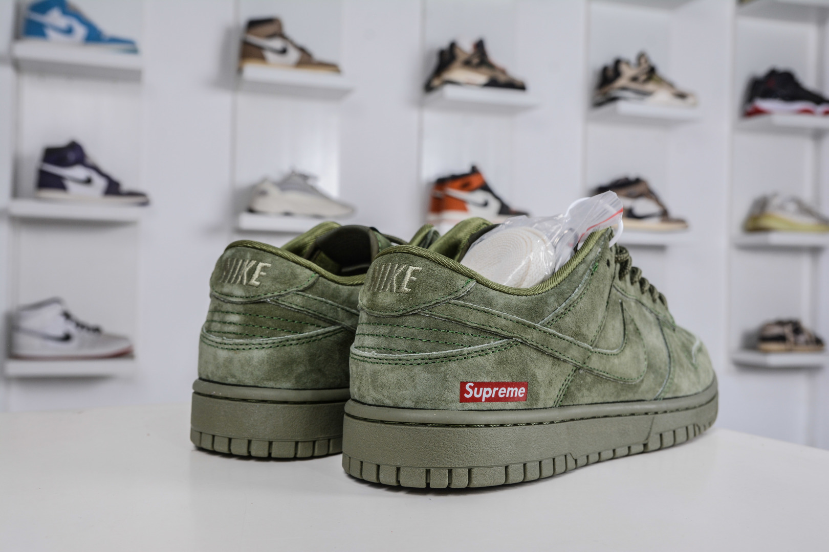 270 Nike SB Dunk Low x Superme SUP联名-猪八绿色 SD8888-003