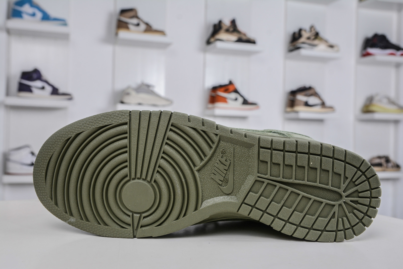 270 Nike SB Dunk Low x Superme SUP联名-猪八绿色 SD8888-003