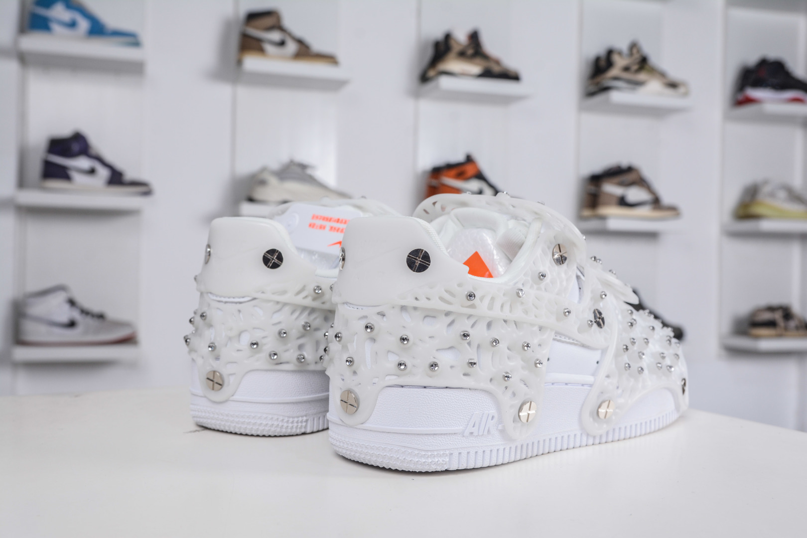 500 Swarovski/施华洛世奇 x Nike Air Force 1 LXX 纯原版本 钻面满天星板鞋 CV7668-100
