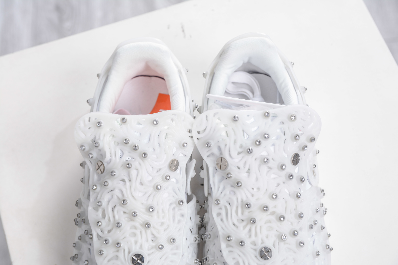 500 Swarovski/施华洛世奇 x Nike Air Force 1 LXX 纯原版本 钻面满天星板鞋 CV7668-100