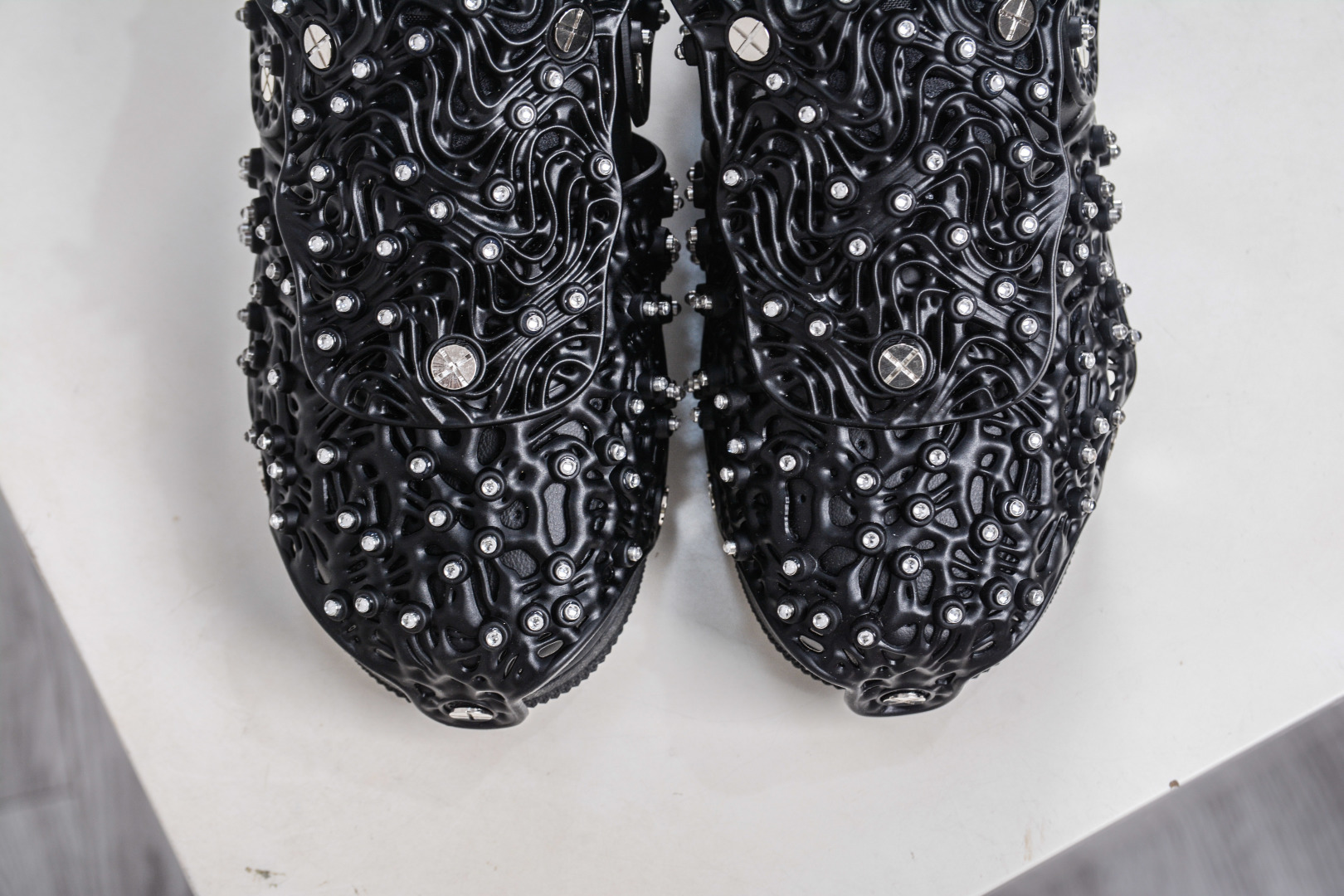 500 Swarovski/施华洛世奇 x Nike Air Force 1 LXX 纯原版本 钻面满天星板鞋 CV7668-001