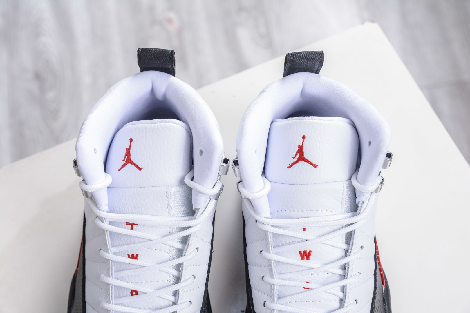 270 Air Jordan 12 Retro AJ12 复刻男子运动鞋 CT8013-162