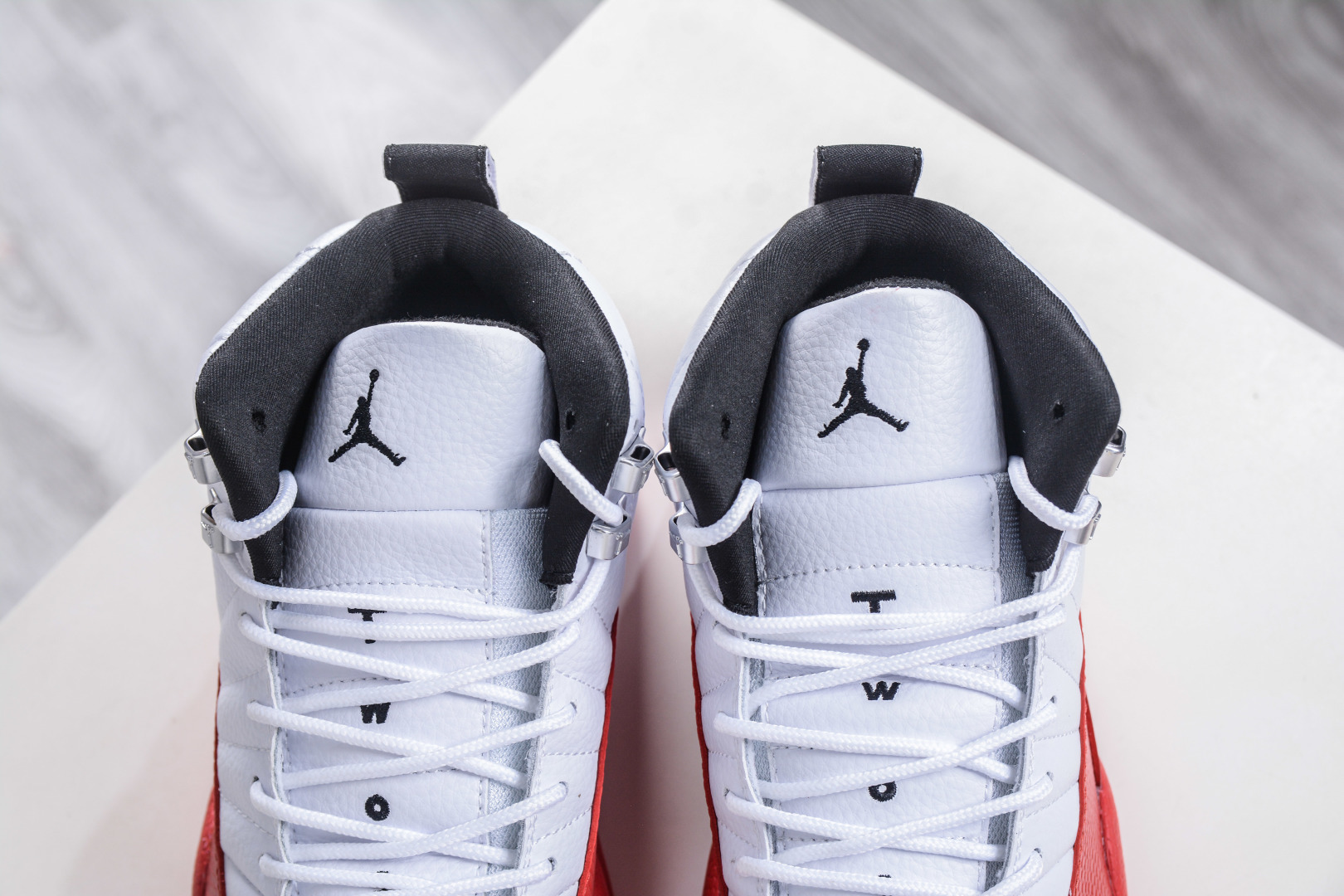 270 Air Jordan 12 Retro AJ12 复刻男子运动鞋 CT8013-116