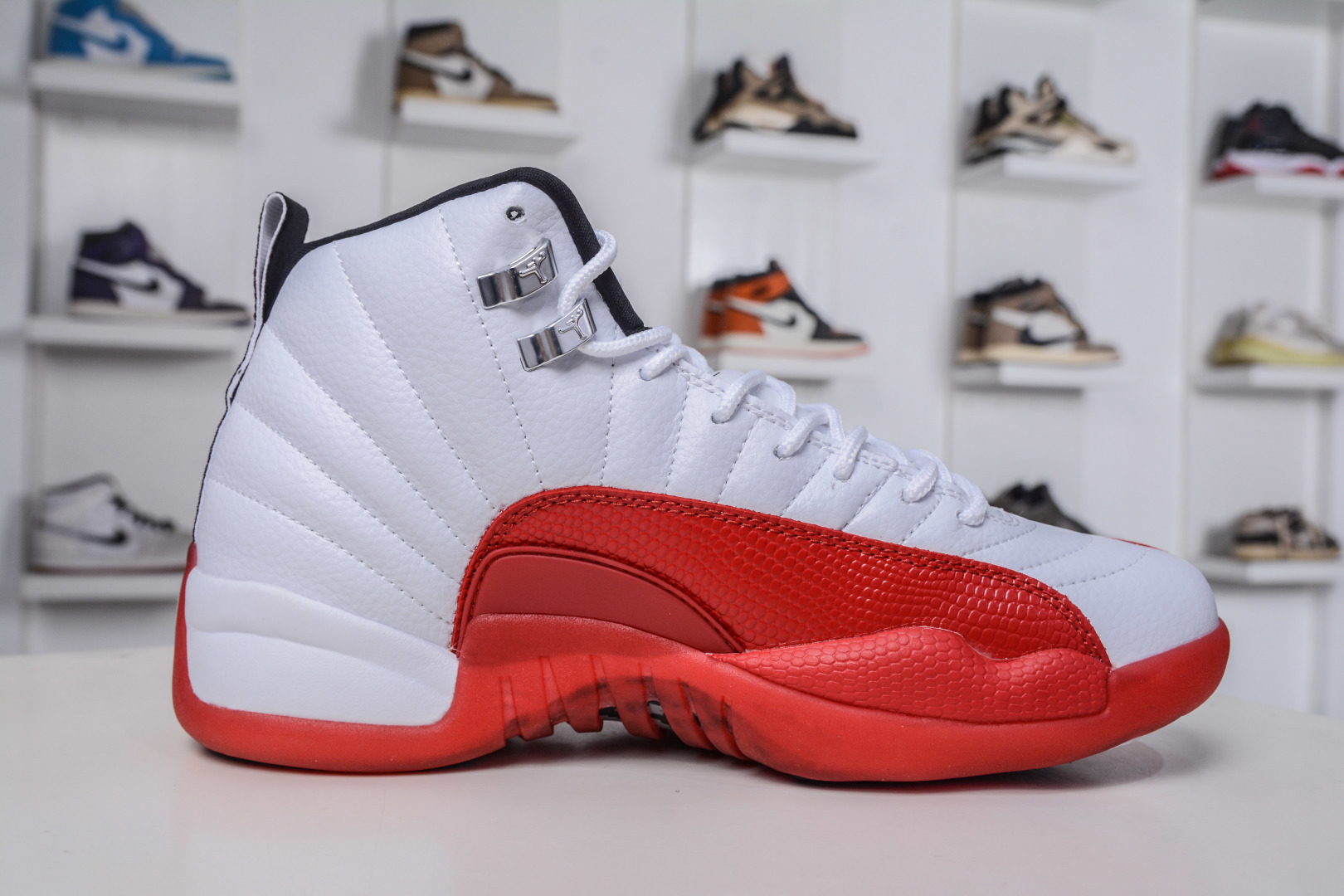 270 Air Jordan 12 Retro AJ12 复刻男子运动鞋 CT8013-116