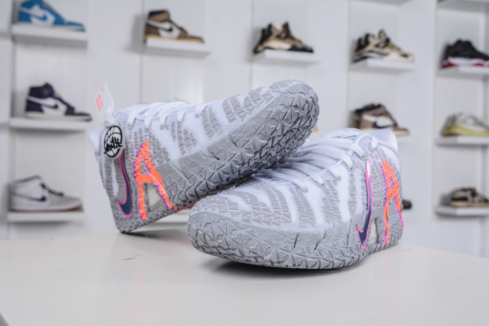 300 灭世纯原 NK Ja 3 Scratch EP 莫兰特三代柔软舒适防滑耐磨透气支撑轻便低帮篮球鞋 全明星 灰白 HF2794-100